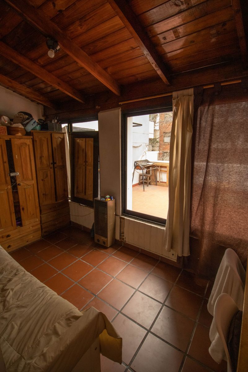 Hermosa Casa 8 Ambientes con Patio y Terraza - 3 Plantas - Destino comercial - 320m² - Palermo - 36