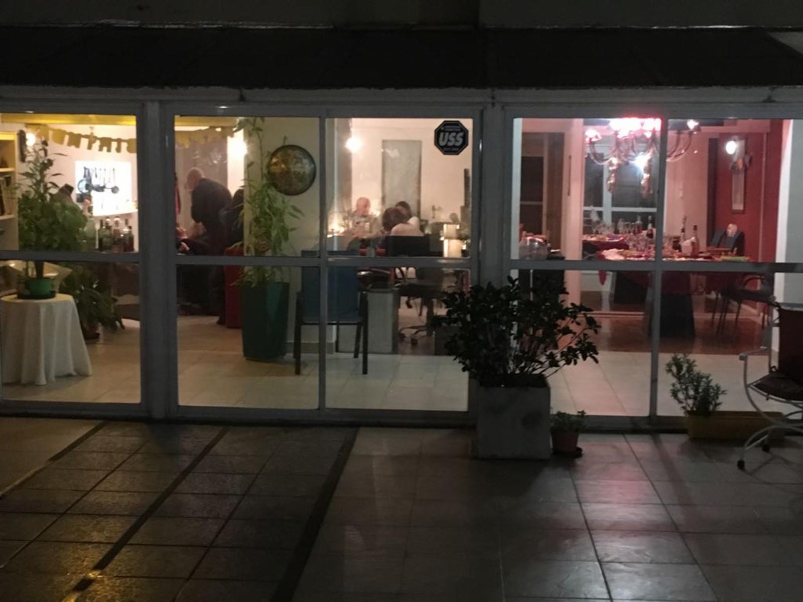 EXCELENTE Departamento TIPO CASA UNICO — foto 3