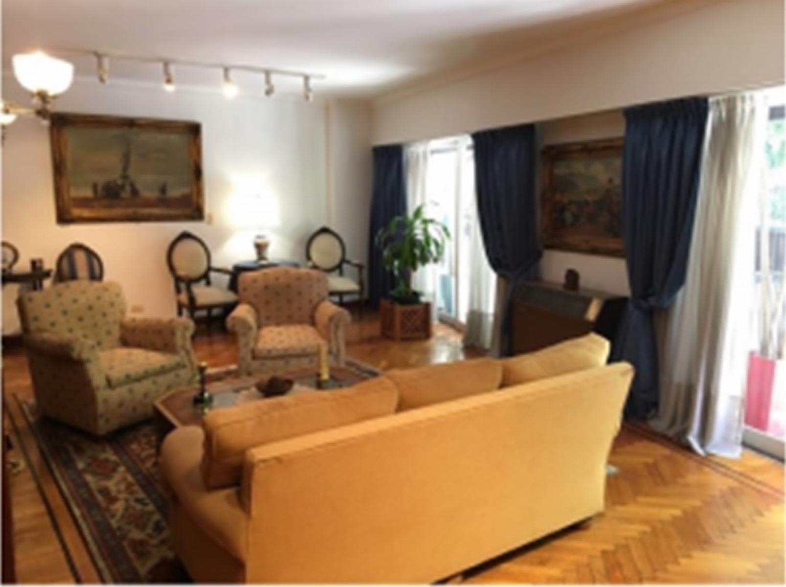 PISO DE CATEGORIA EN RECOLETA 5 AMB CON PATIO Y COCHERA . — foto 7