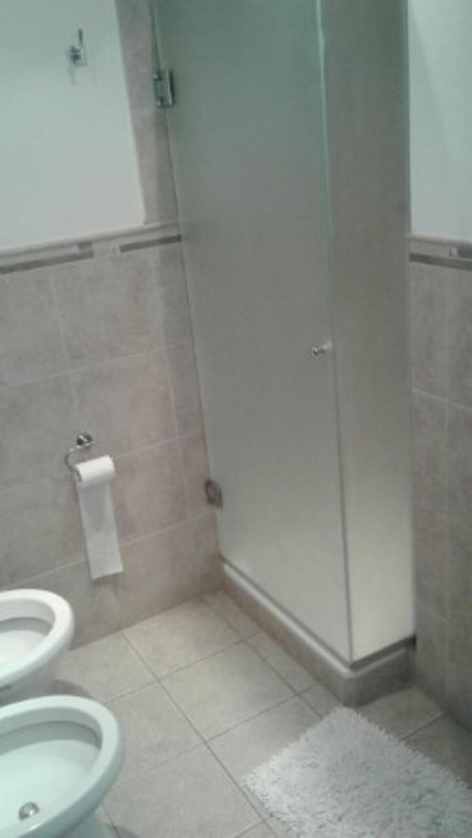 Casa 4 amb. Minimalista, con piscina — foto 5