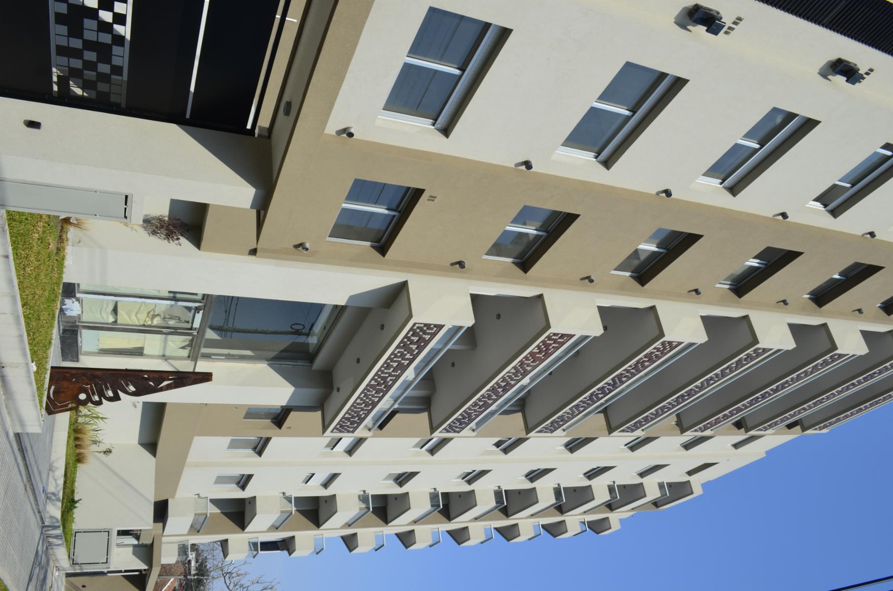 Departamento a estrenar 2 amb. excelente ubicación en Ituzaingó — foto 2