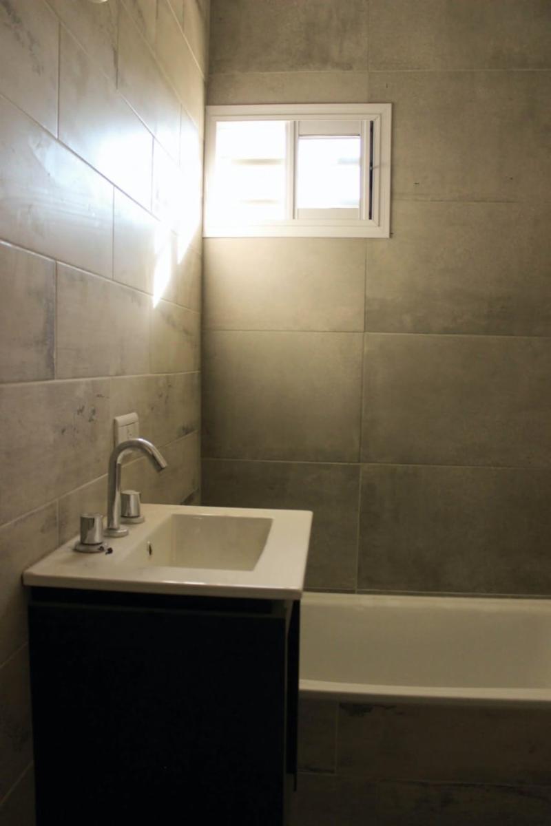 Casa a estrenar en una planta A 4 cuadras de la estacion de San Antonio de Padua — foto 5
