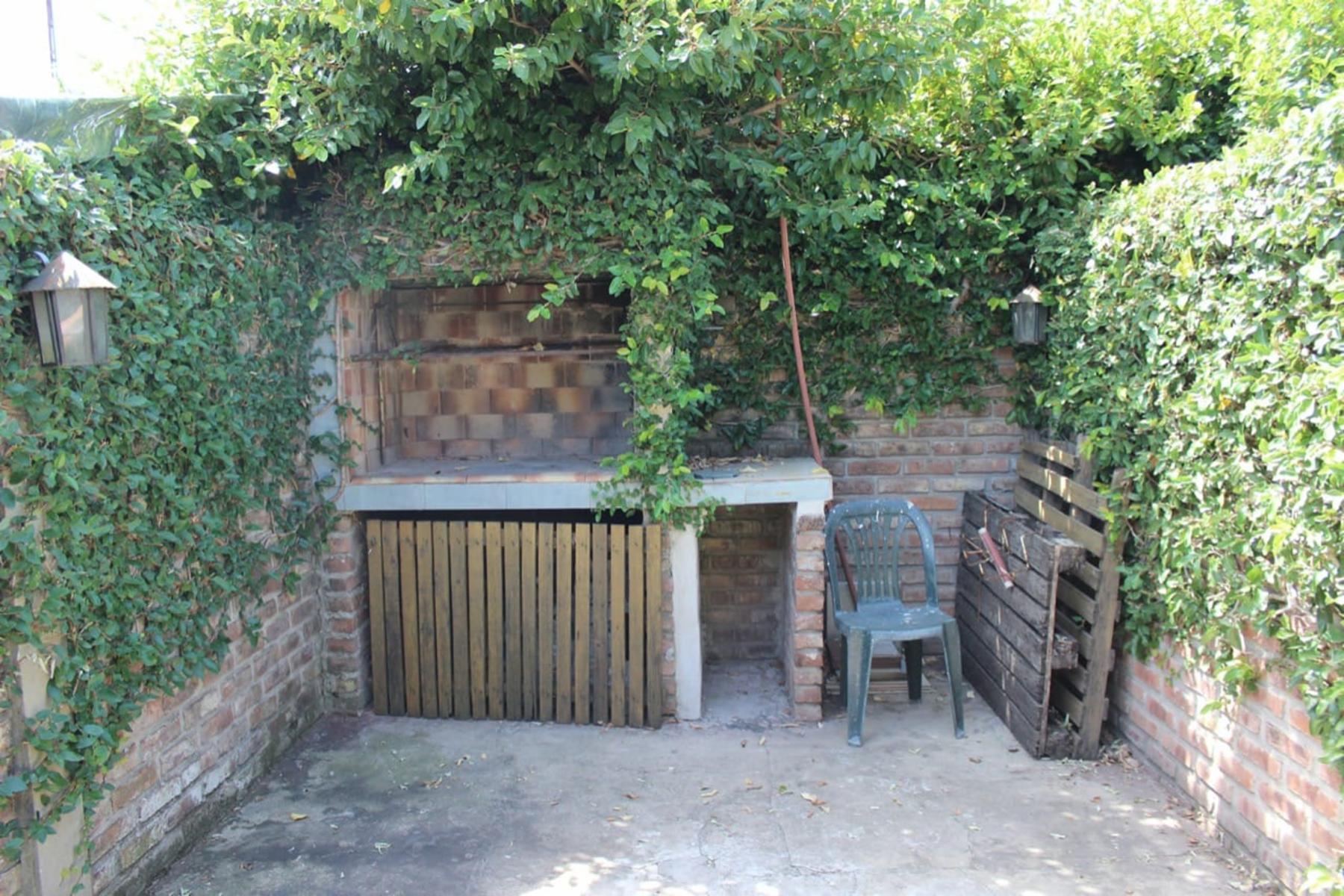 Duplex de 3 amb. 12 cuadras de la estación — foto 2