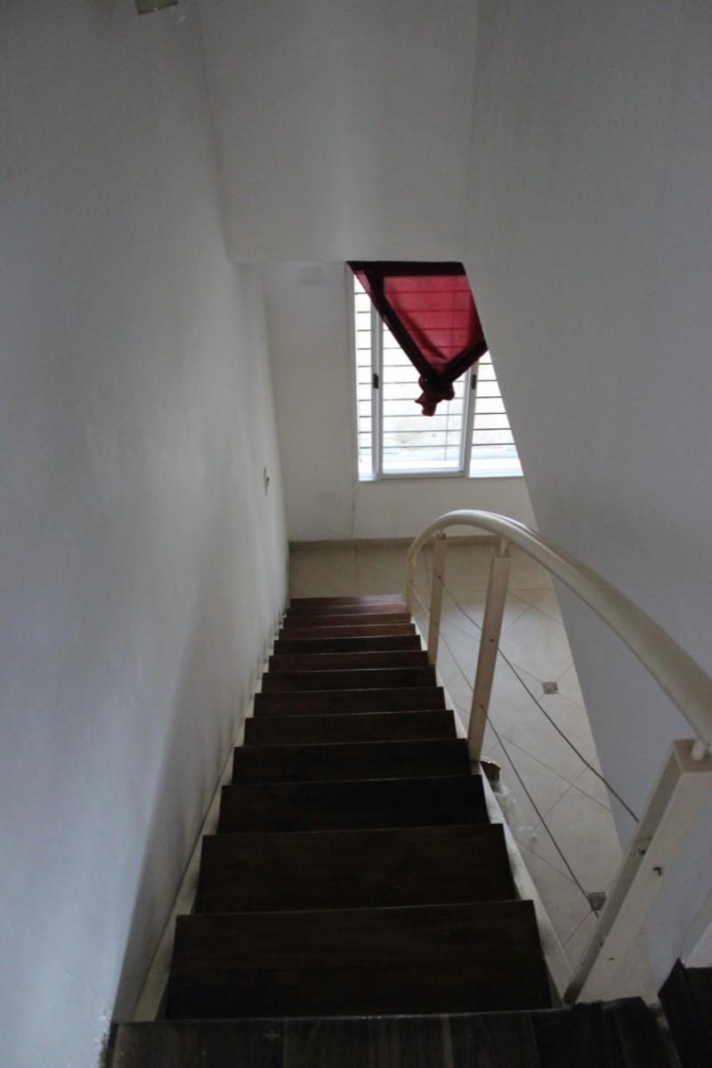 Duplex de 3 amb. 12 cuadras de la estación — foto 14
