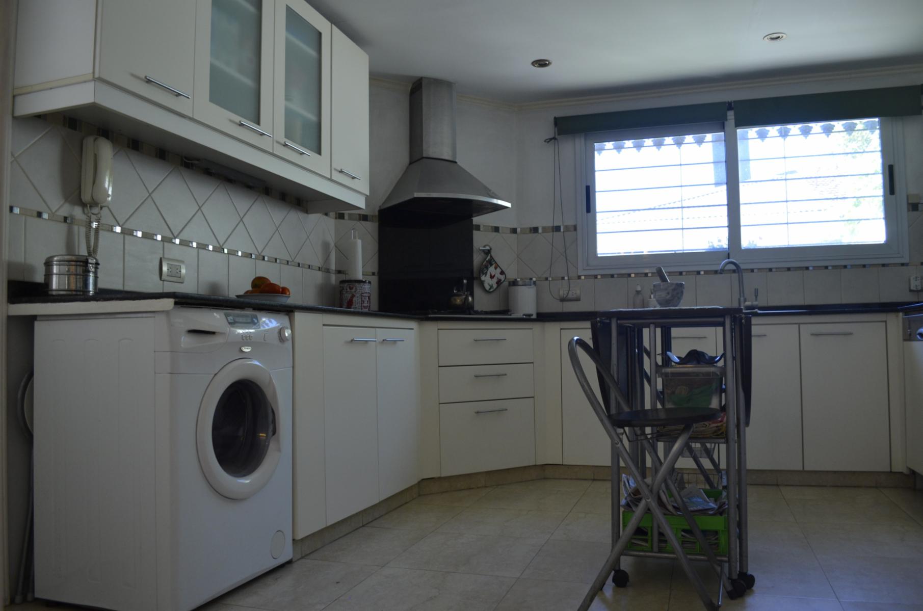 Hermoso chalet en Ituzaingó — foto 4