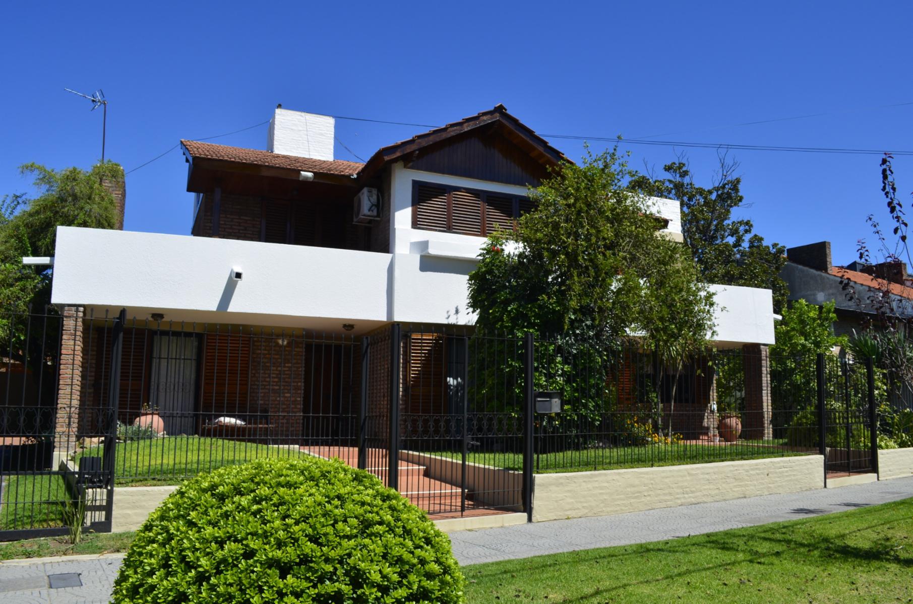 Importante casa en Ituzaingó
