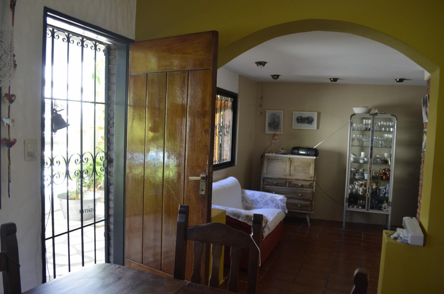 Importante casa en Ituzaingó — foto 8