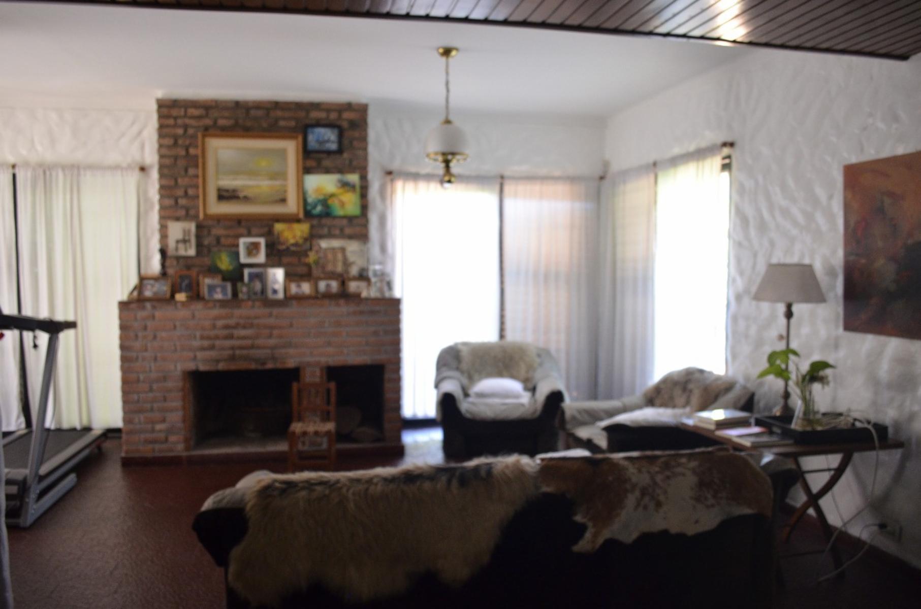 Importante casa en Ituzaingó — foto 14