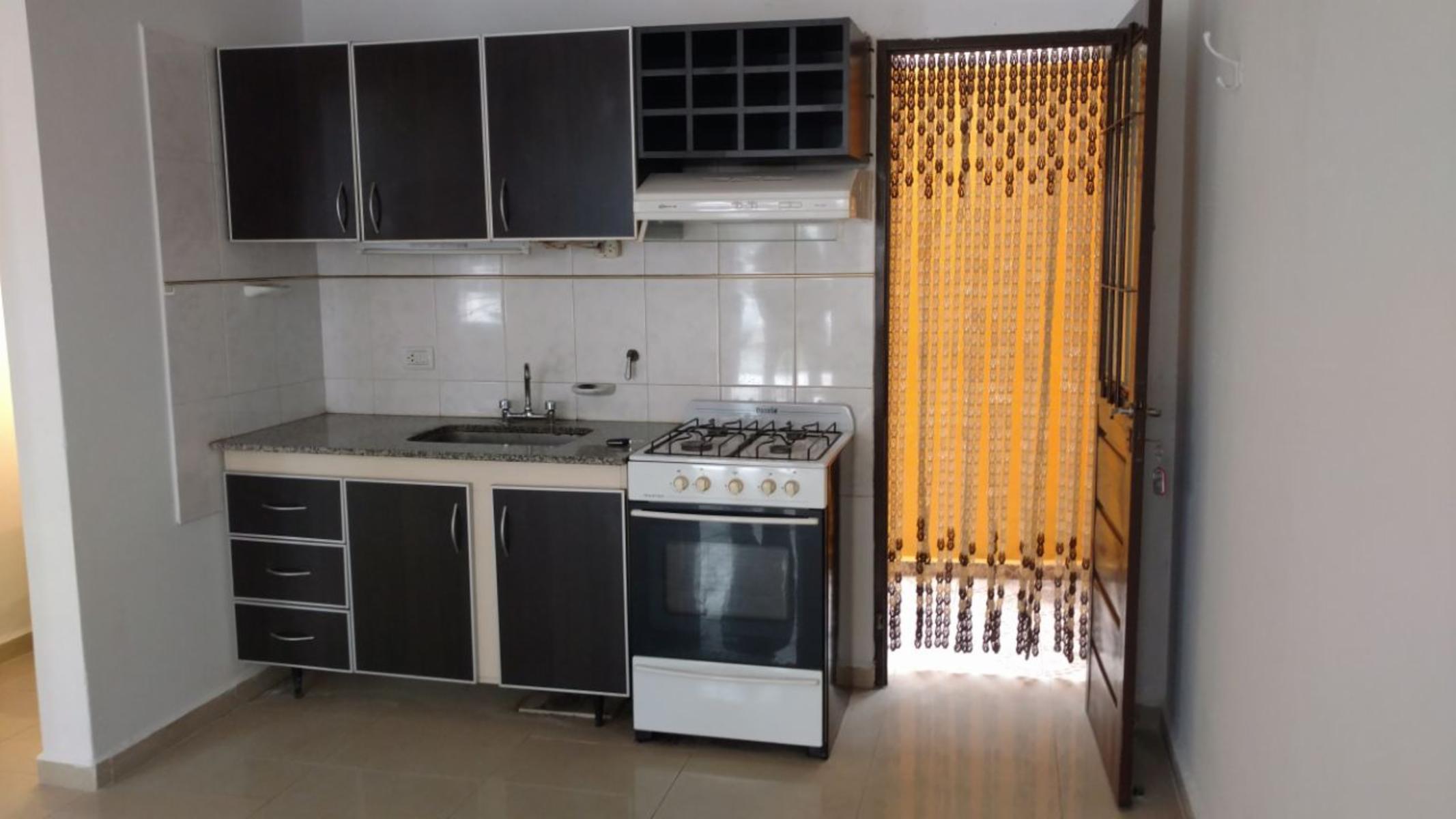 Departamento céntrico, 1 dormitorio, planta baja, pileta — foto 6