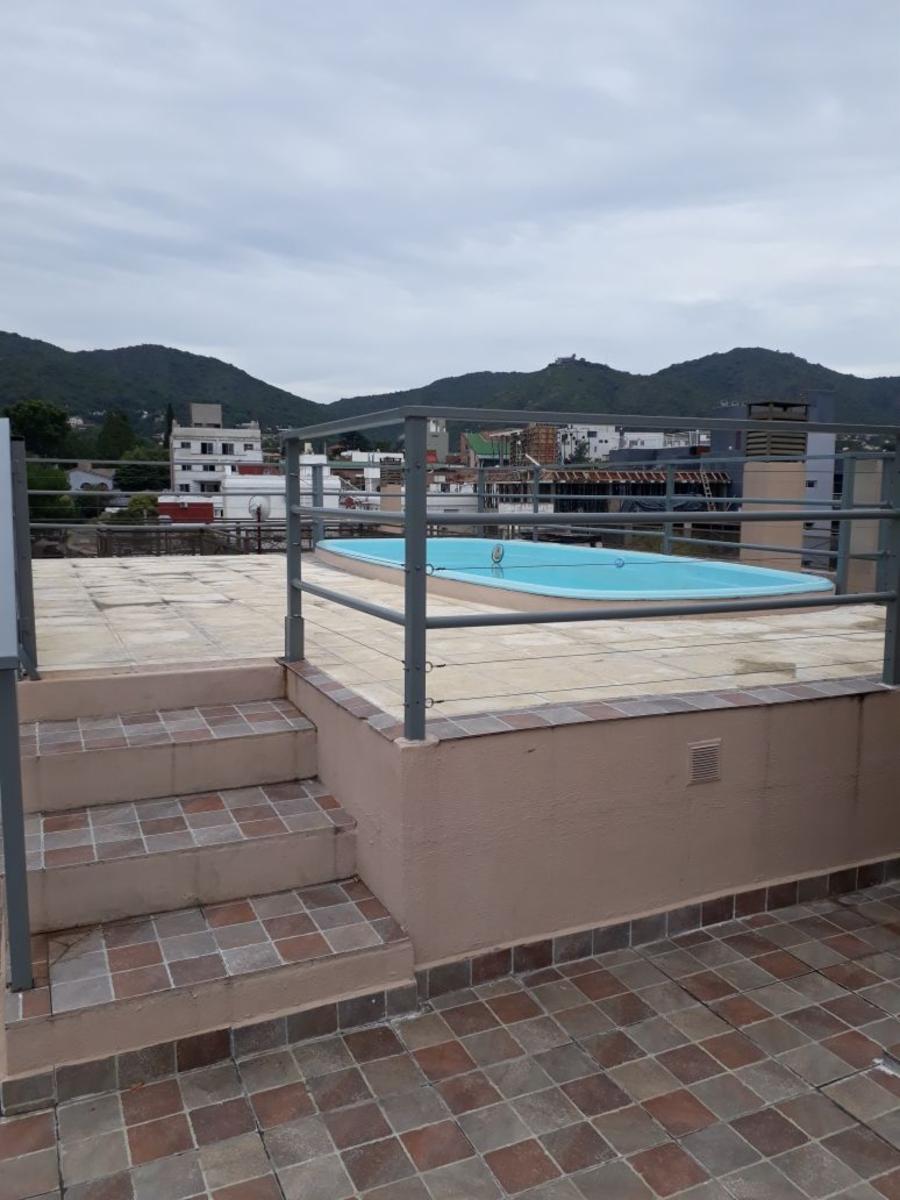 Departamento céntrico, 1 dormitorio, planta baja, pileta — foto 14