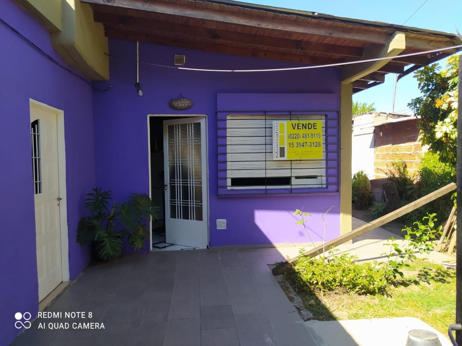 Casa con 5 departamentos, en Merlo