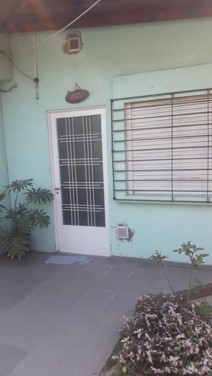 Casa con 5 departamentos, en Merlo — foto 3