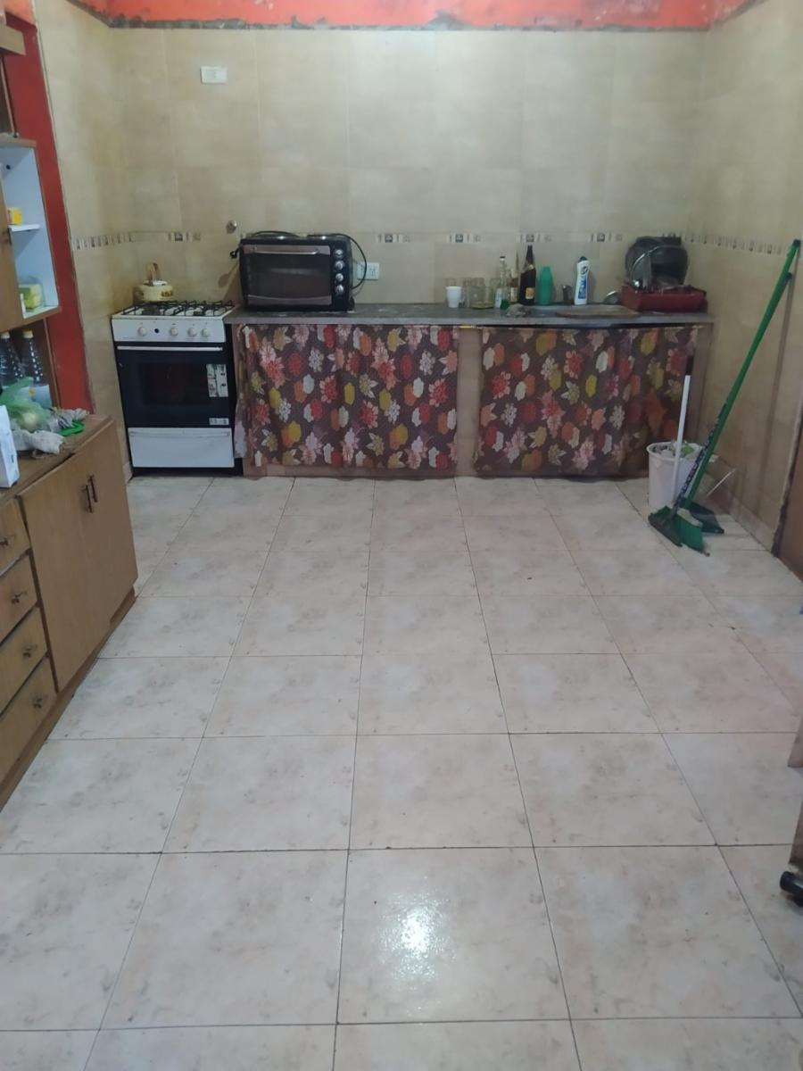 Casa de dos plantas en Libertad — foto 3