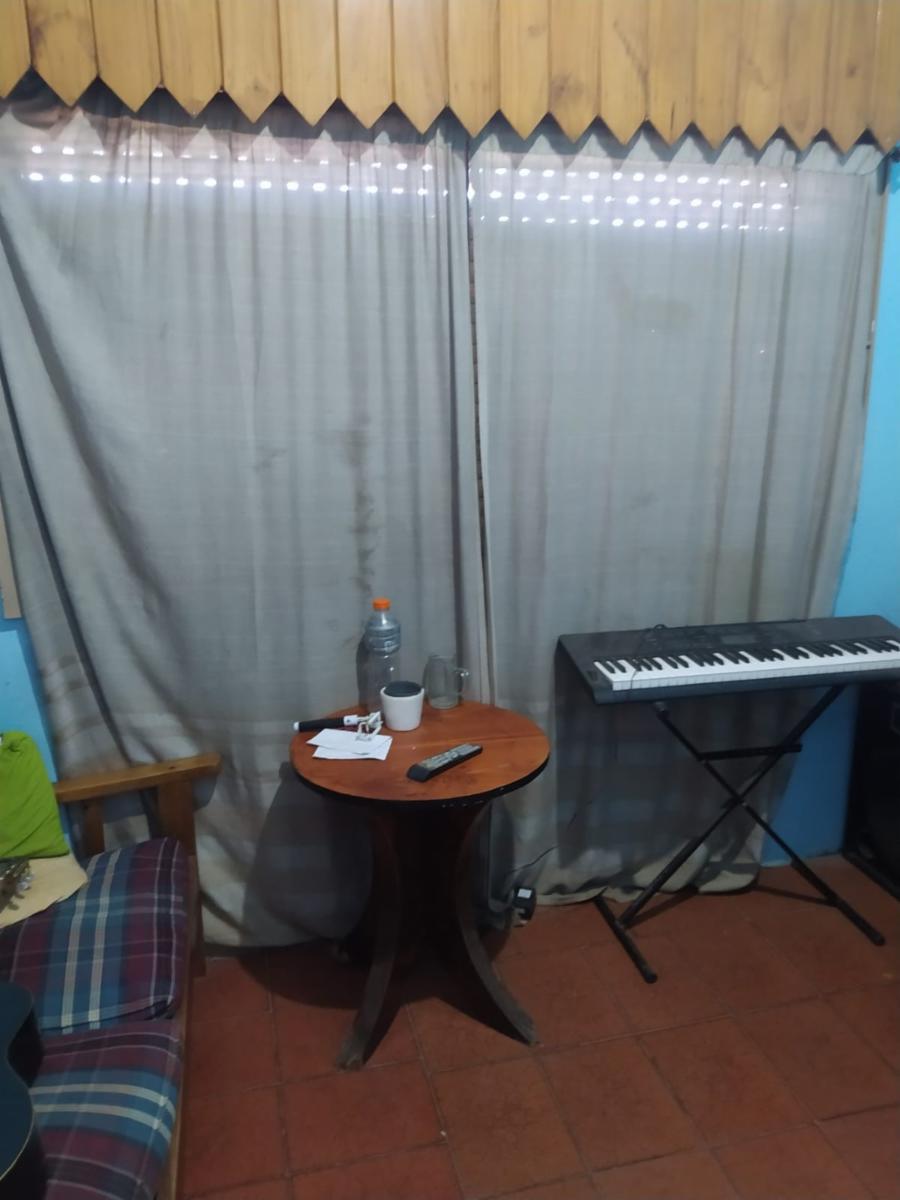Casa de dos plantas en Libertad — foto 4