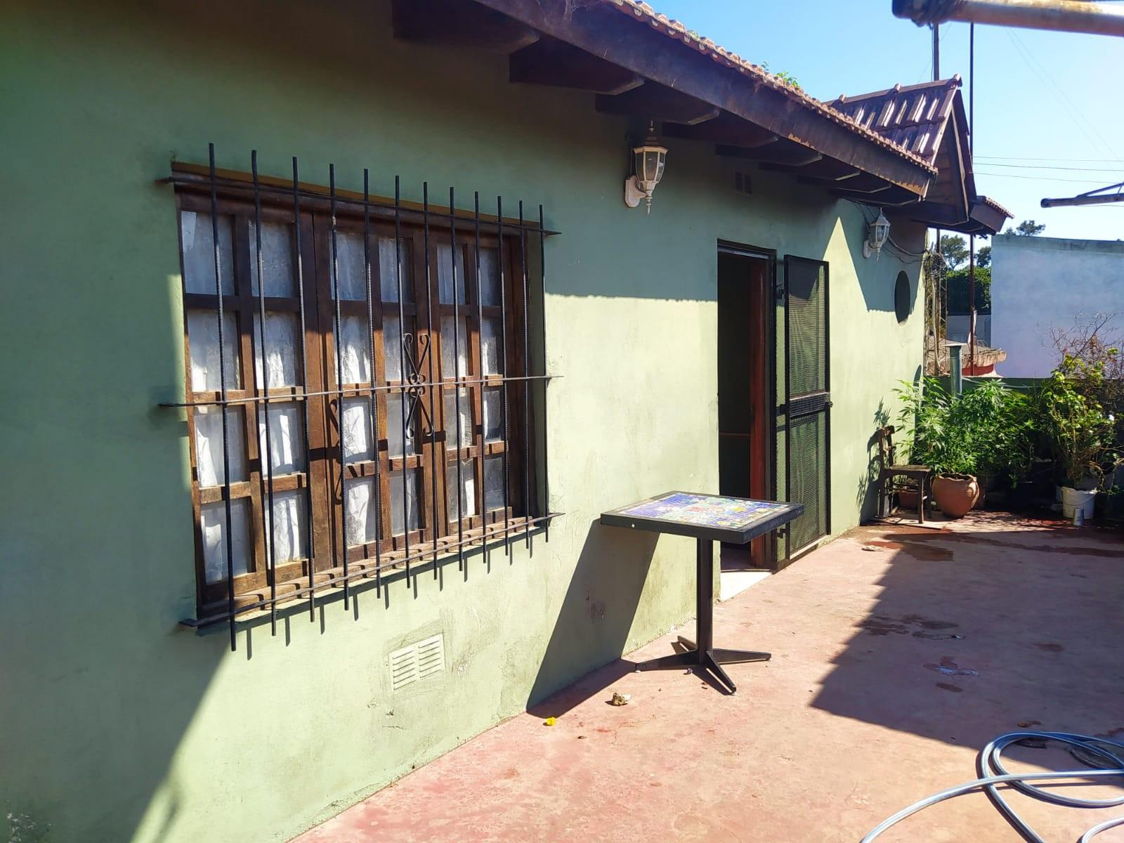 Casa de dos plantas en Libertad — foto 15