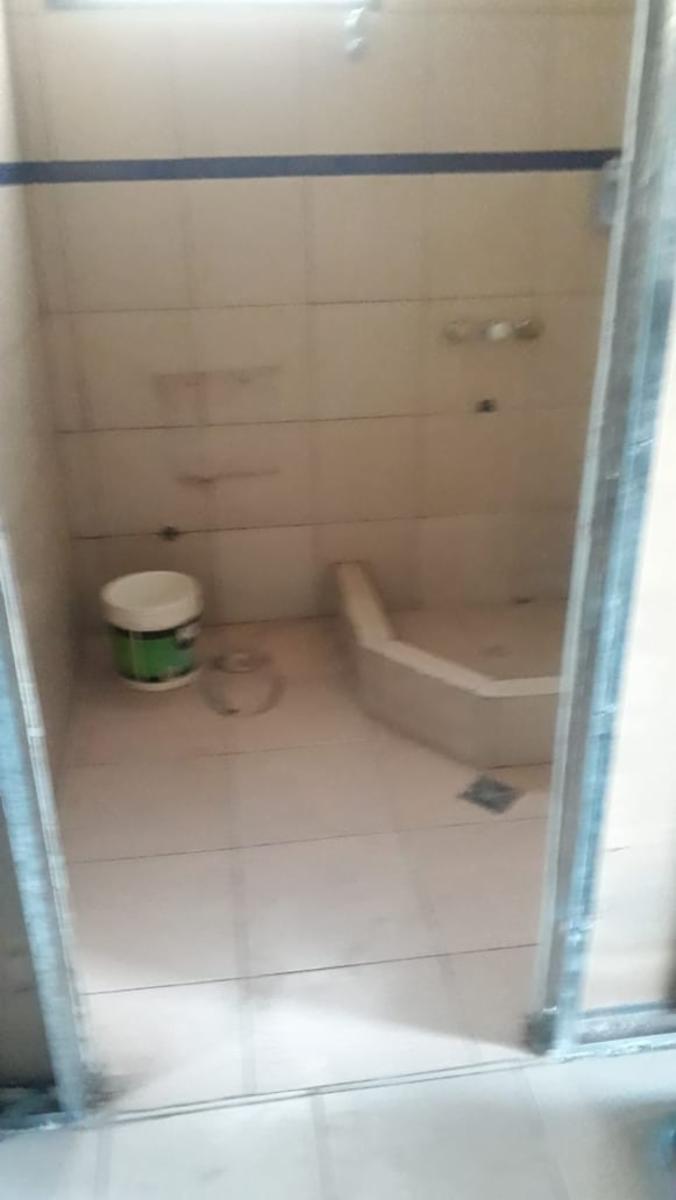Dos casas y Local en Villa Luzuriaga — foto 10