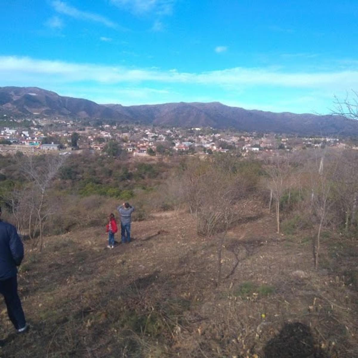 Lote de 750m2 con pendiente positiva en La Falda Córdoba. — foto 10