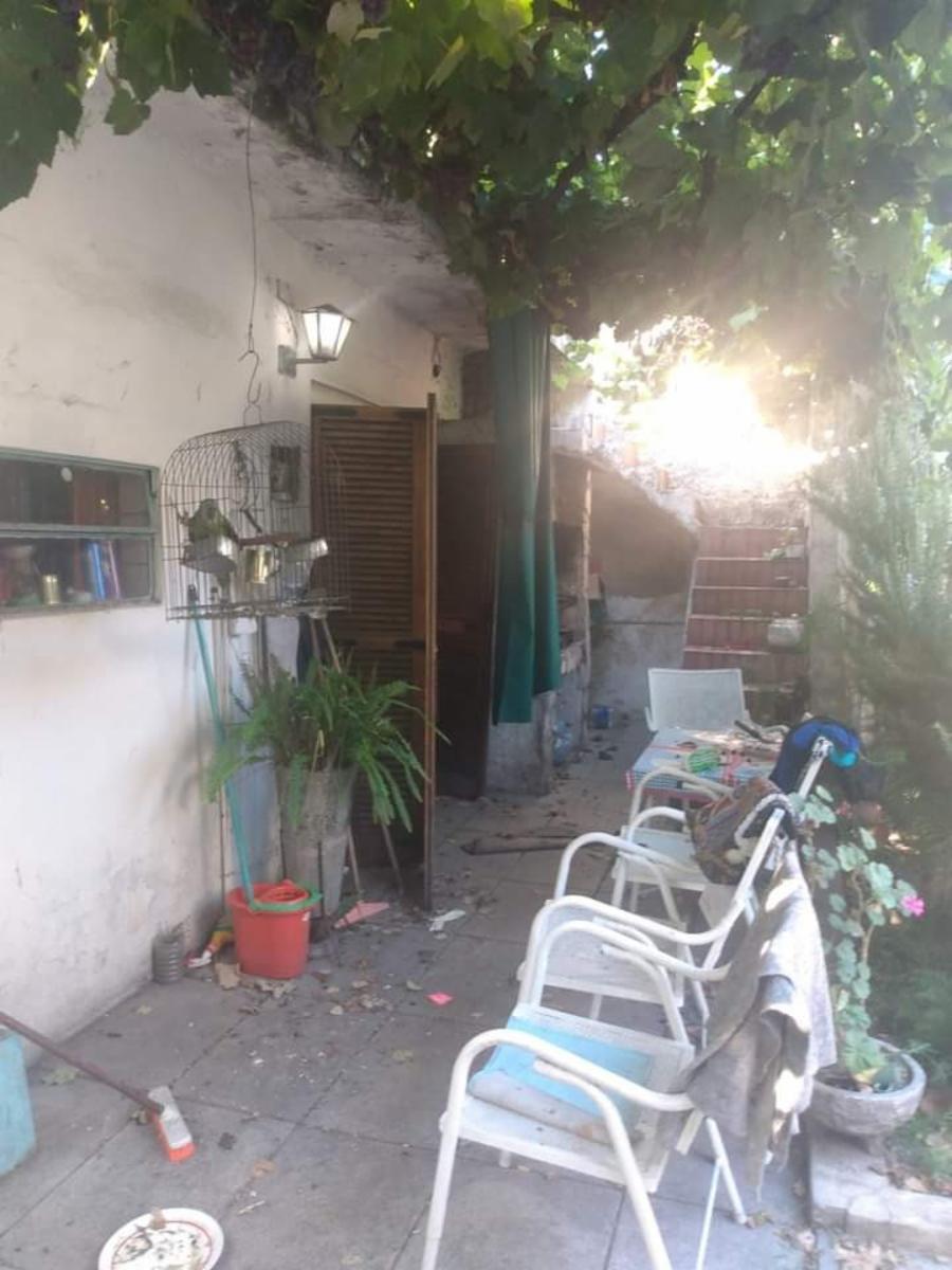 Casa a reciclar de 3 ambientes en Morón — foto 2