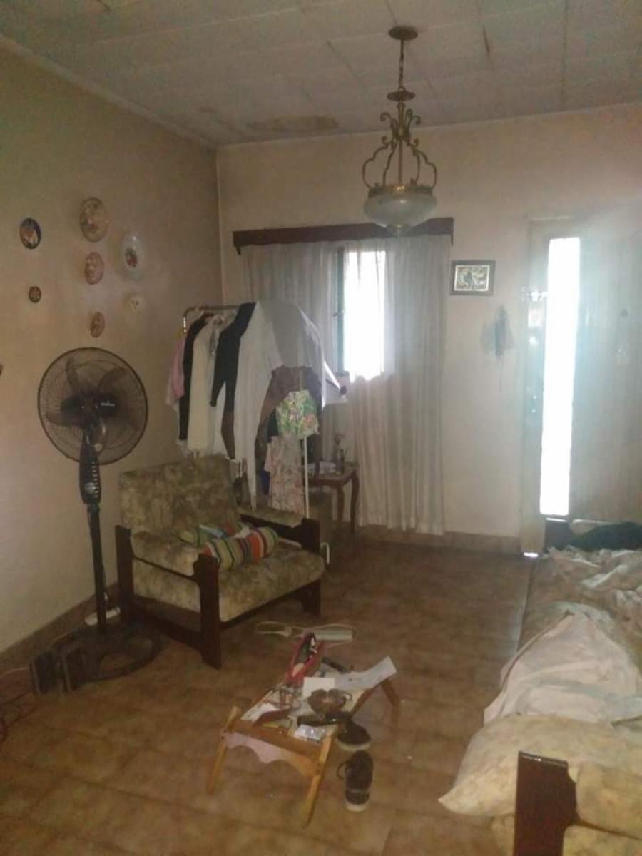 Casa a reciclar de 3 ambientes en Morón — foto 5