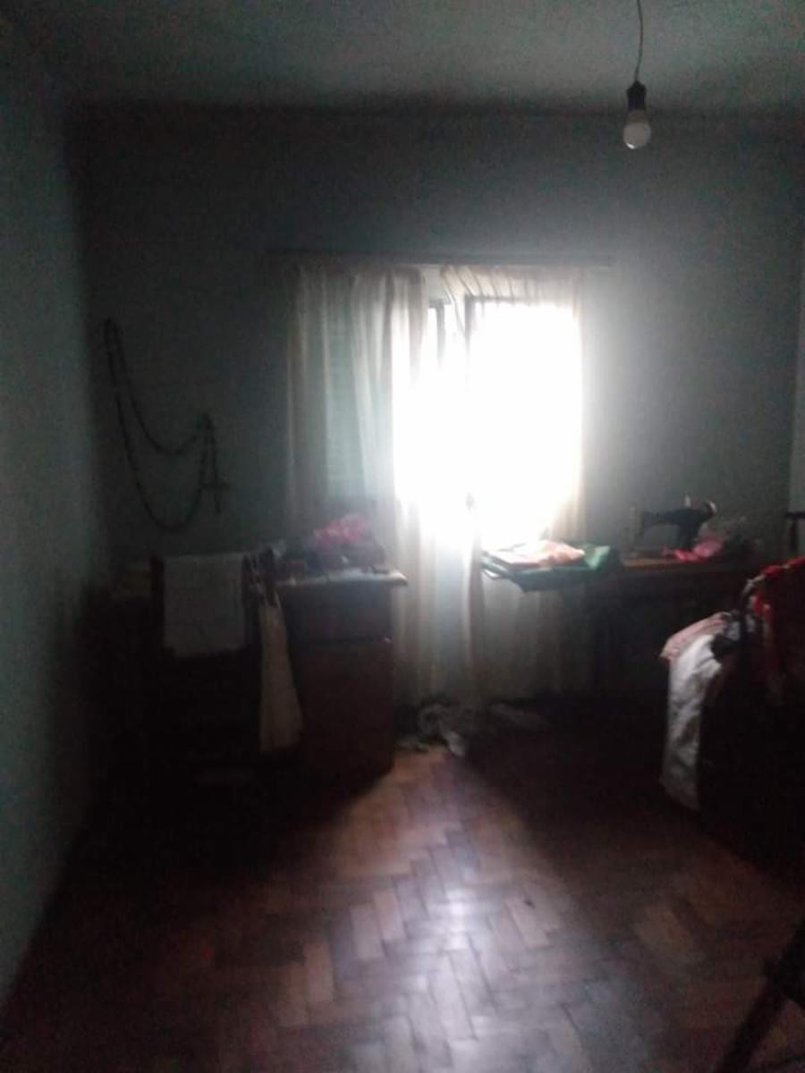 Casa a reciclar de 3 ambientes en Morón — foto 7