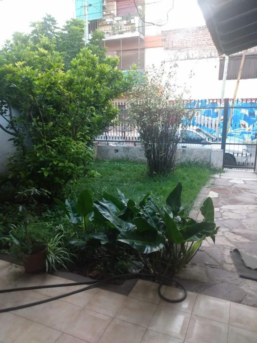 Casa a reciclar de 3 ambientes en Morón — foto 9
