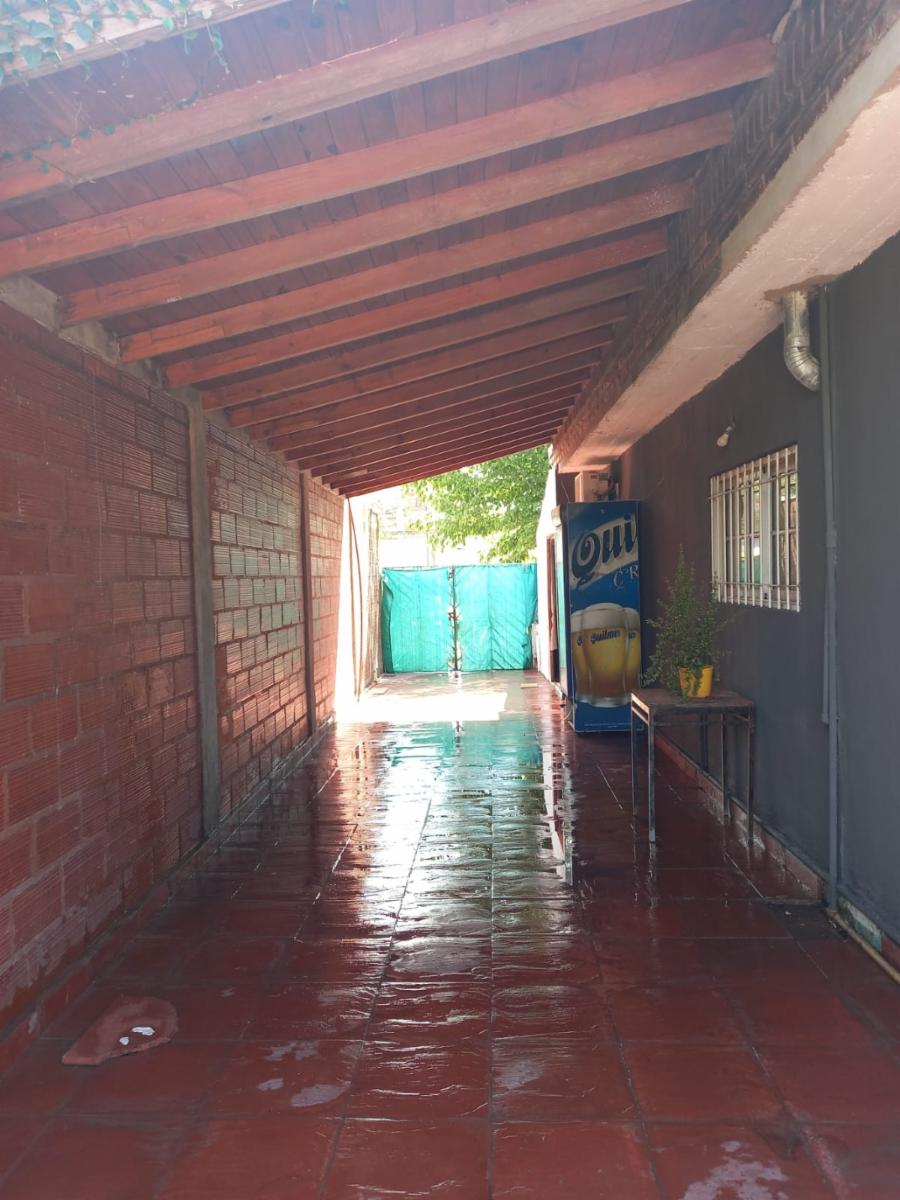 Casa de dos plantas sobre lote 247m2. Udaondo — foto 11