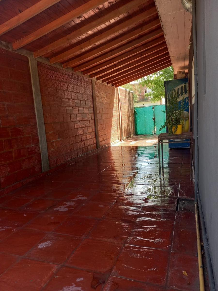 Casa de dos plantas sobre lote 247m2. Udaondo — foto 14
