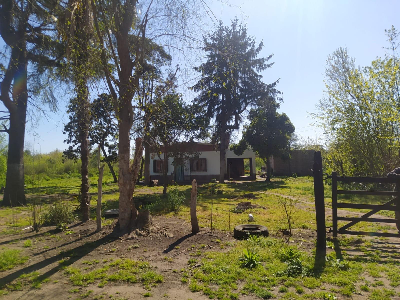 Casa de 3 ambientes, lote 7900 m2. en Marcos Paz - 2