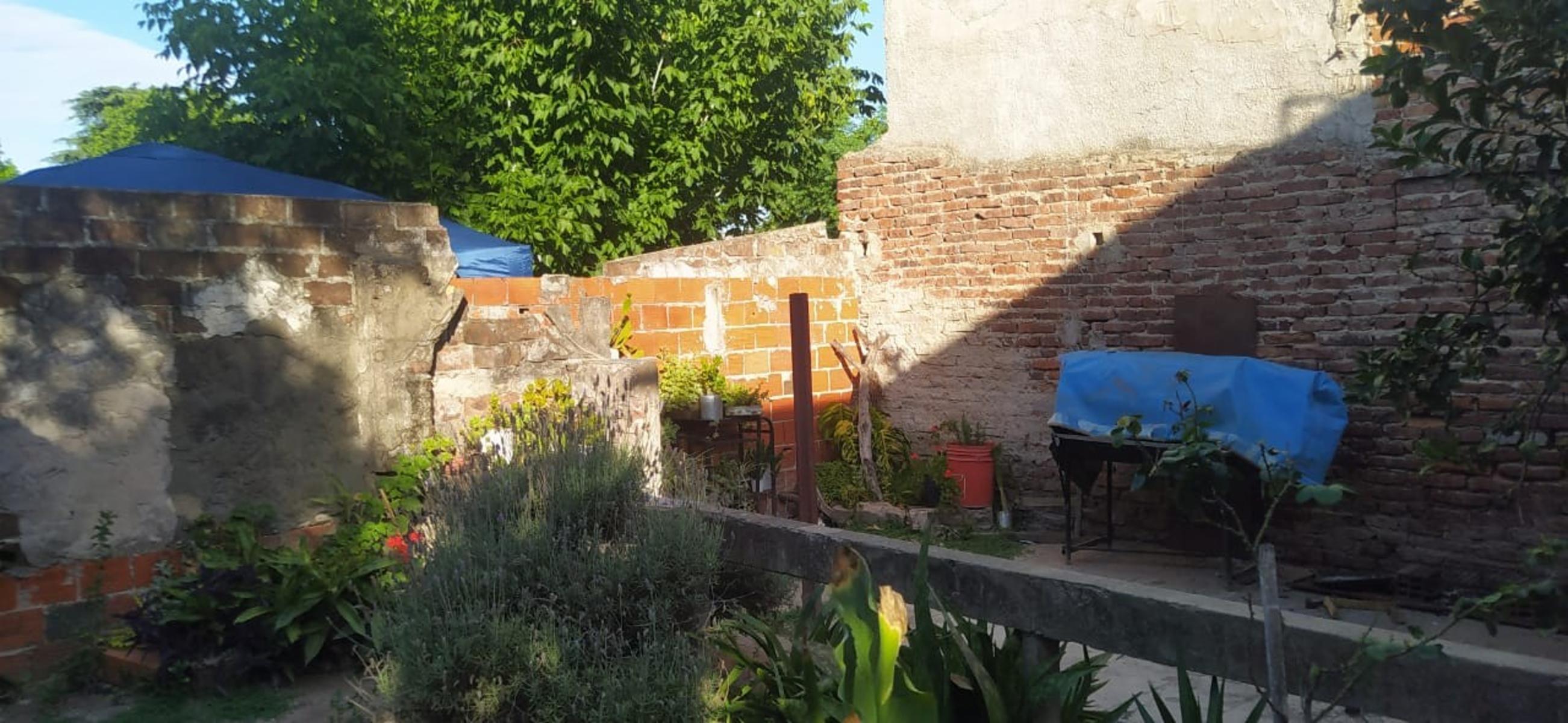 Casa en planta alta más dos locales en Merlo — foto 5