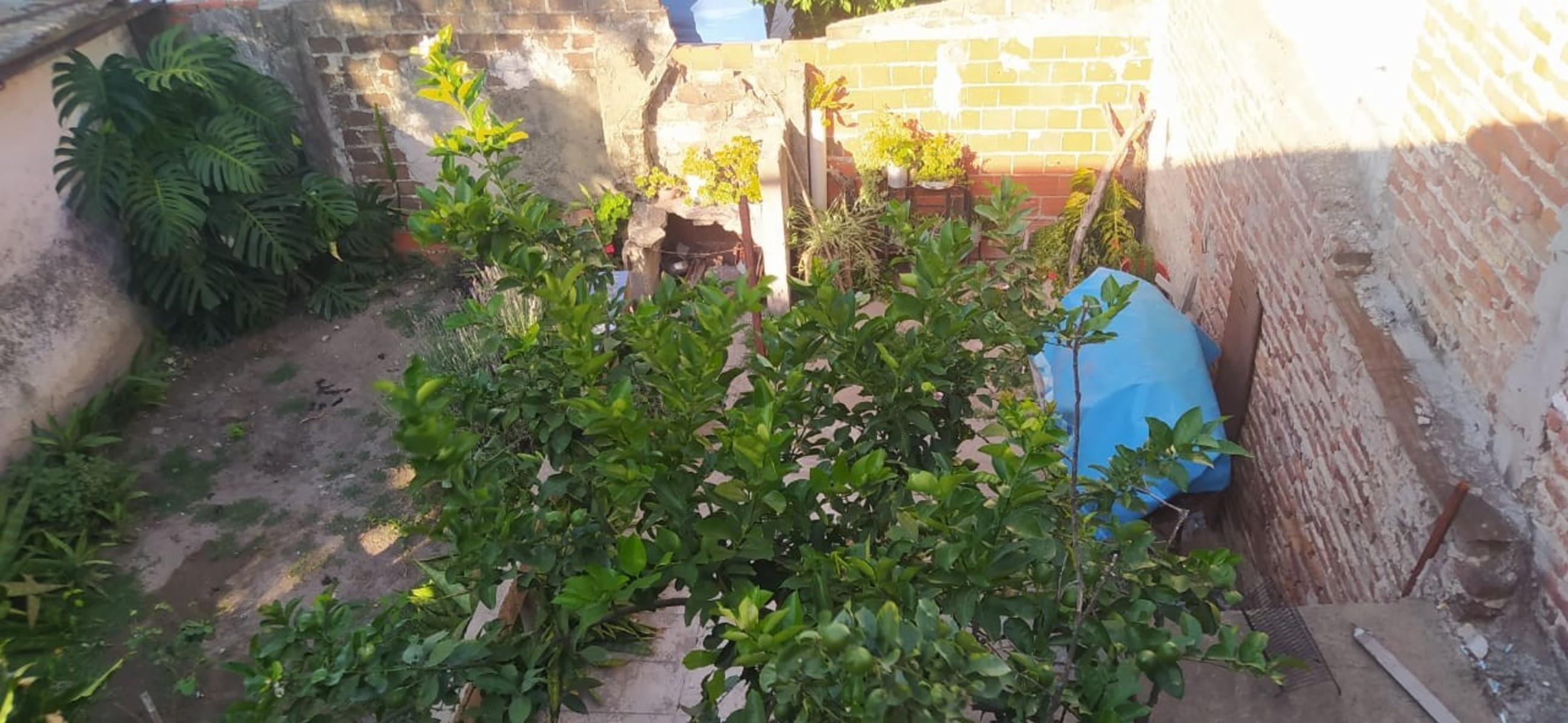 Casa en planta alta más dos locales en Merlo — foto 8