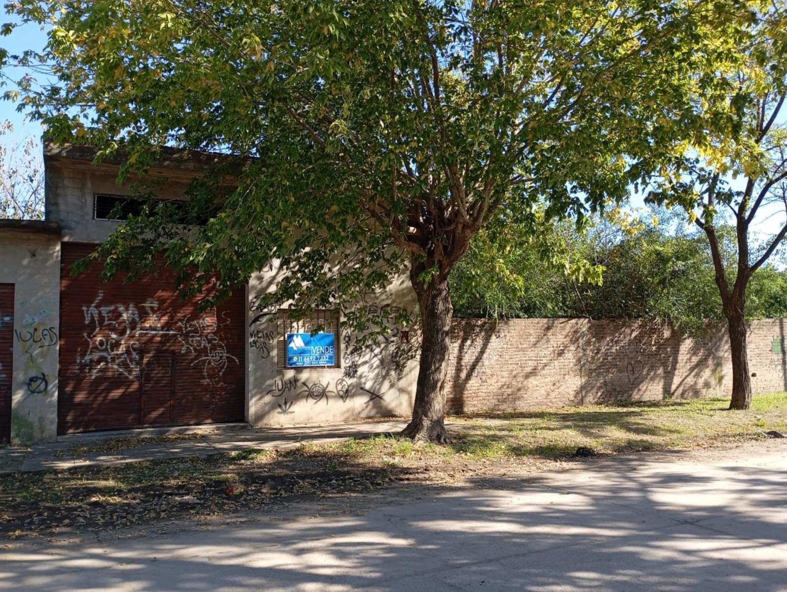 3 Locales, todo en losa en Merlo Gómez — foto 2