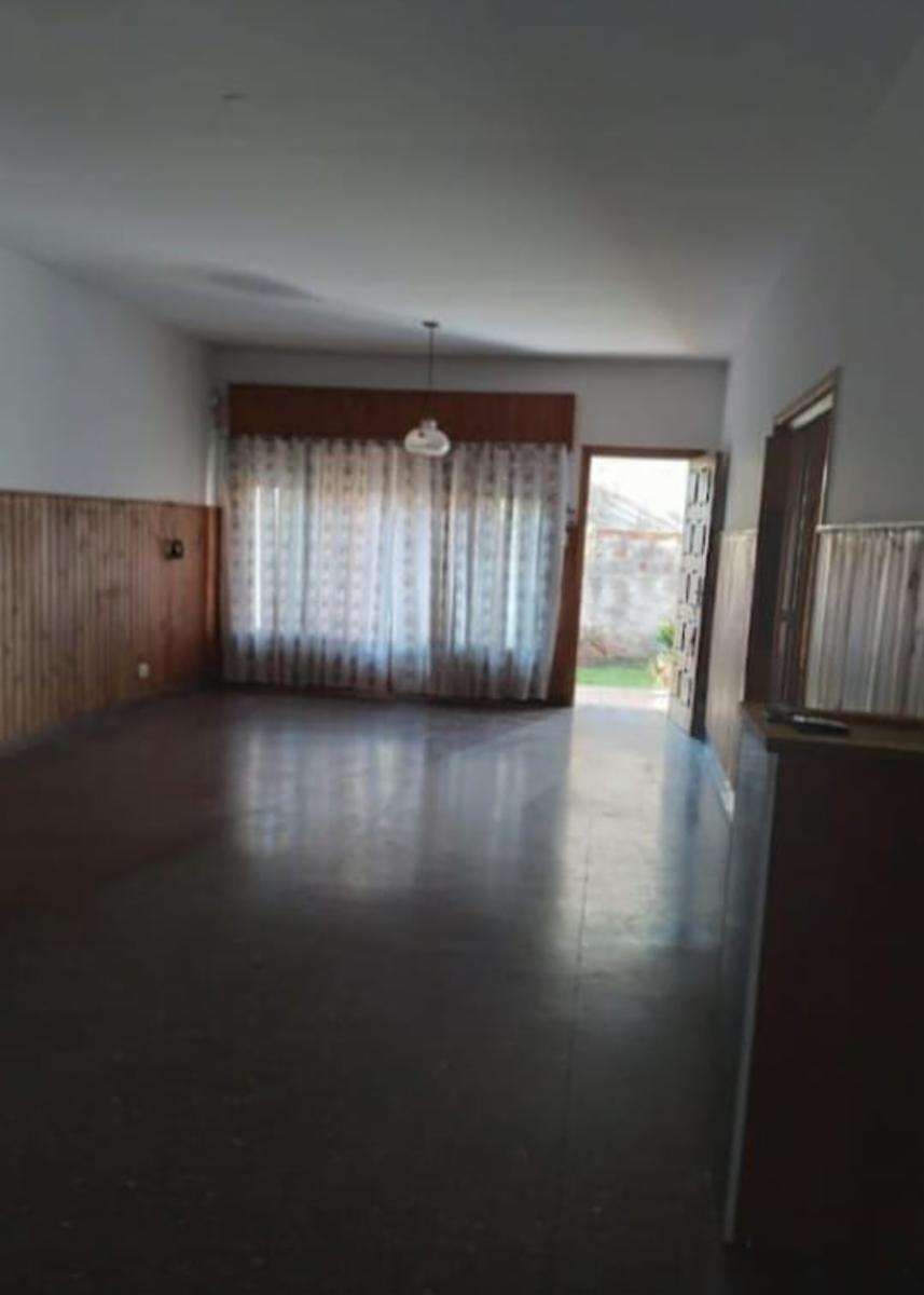 Casa de 3 ambientes + Depto. en planta alta, Villa Tesei — foto 2