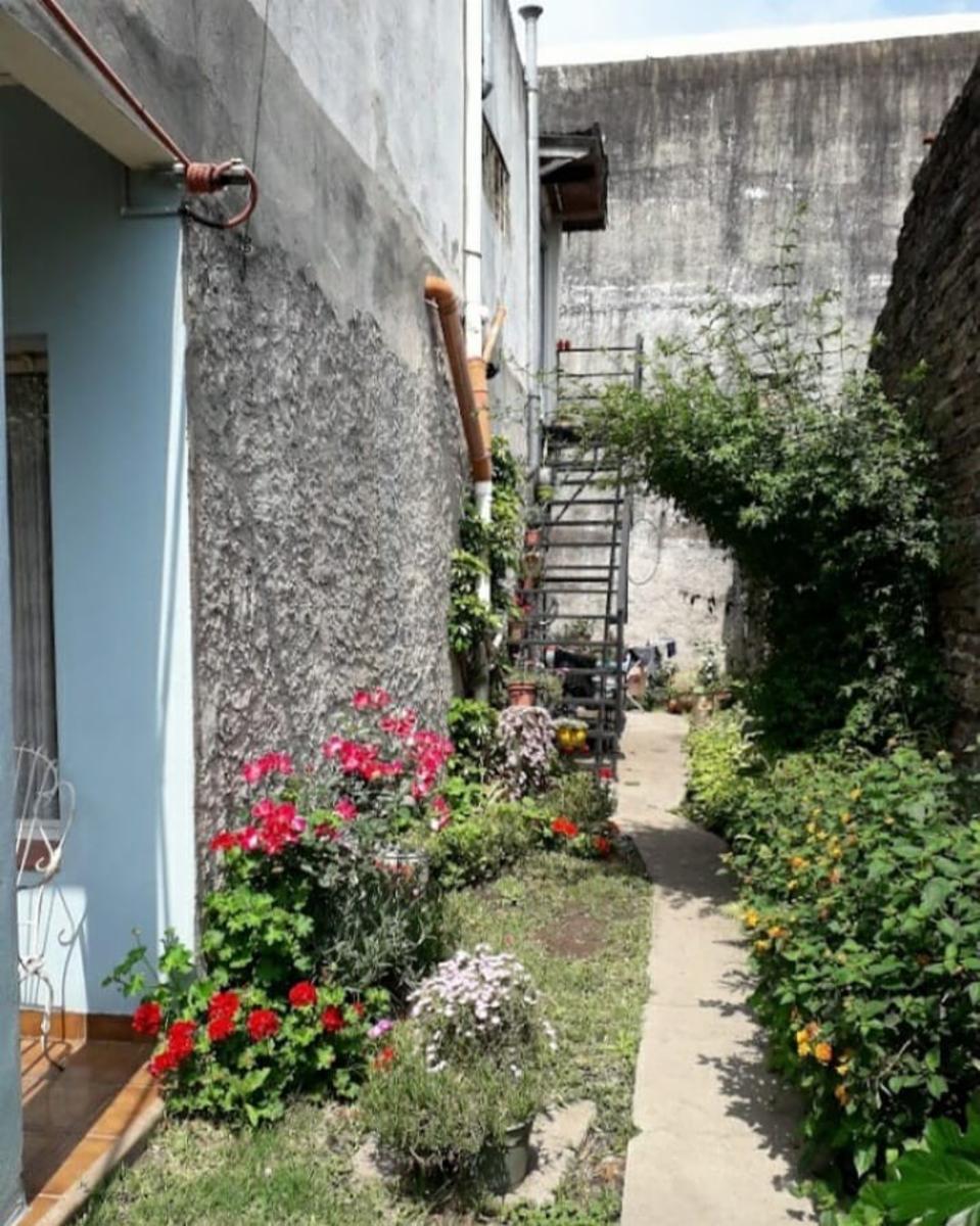 Casa de 3 ambientes + Depto. en planta alta, Villa Tesei — foto 7