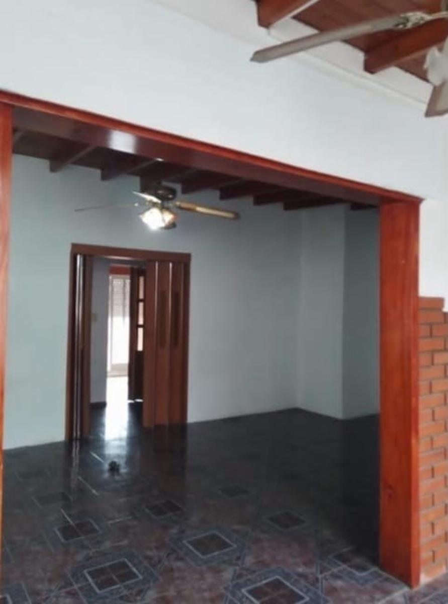 Casa de 3 ambientes + Depto. en planta alta, Villa Tesei — foto 10
