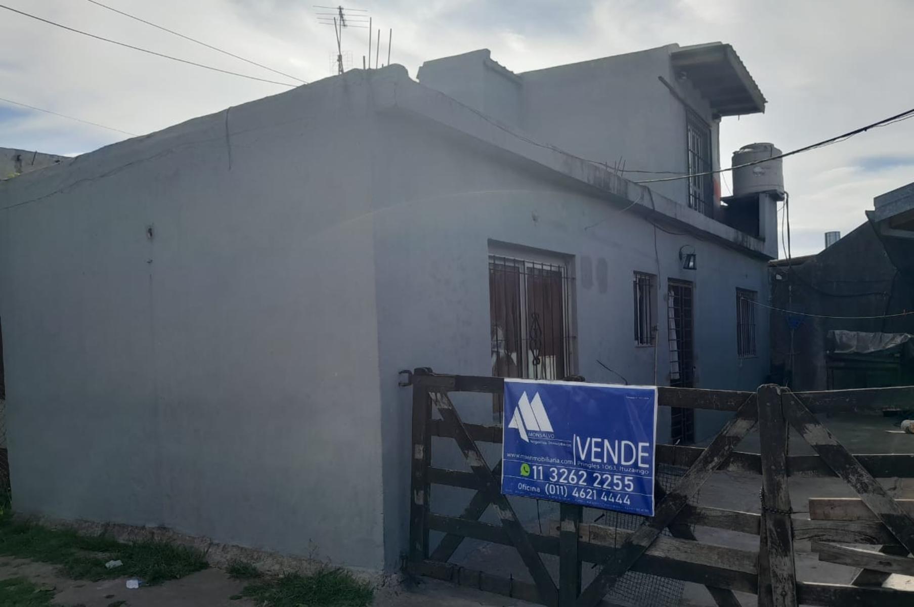 Departamento indiviso de 4 ambientes en Merlo