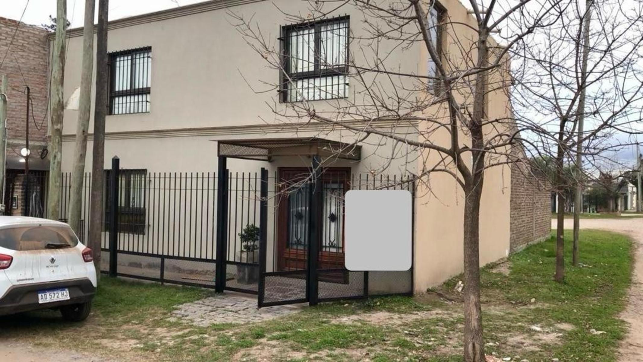 3 Departamentos en Mariano Acosta