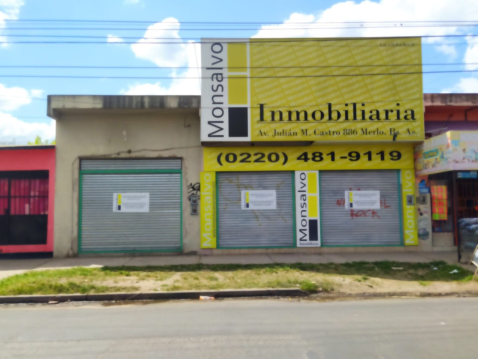Amplio Local sobre Avenida Julián Castro, Merlo — foto 2