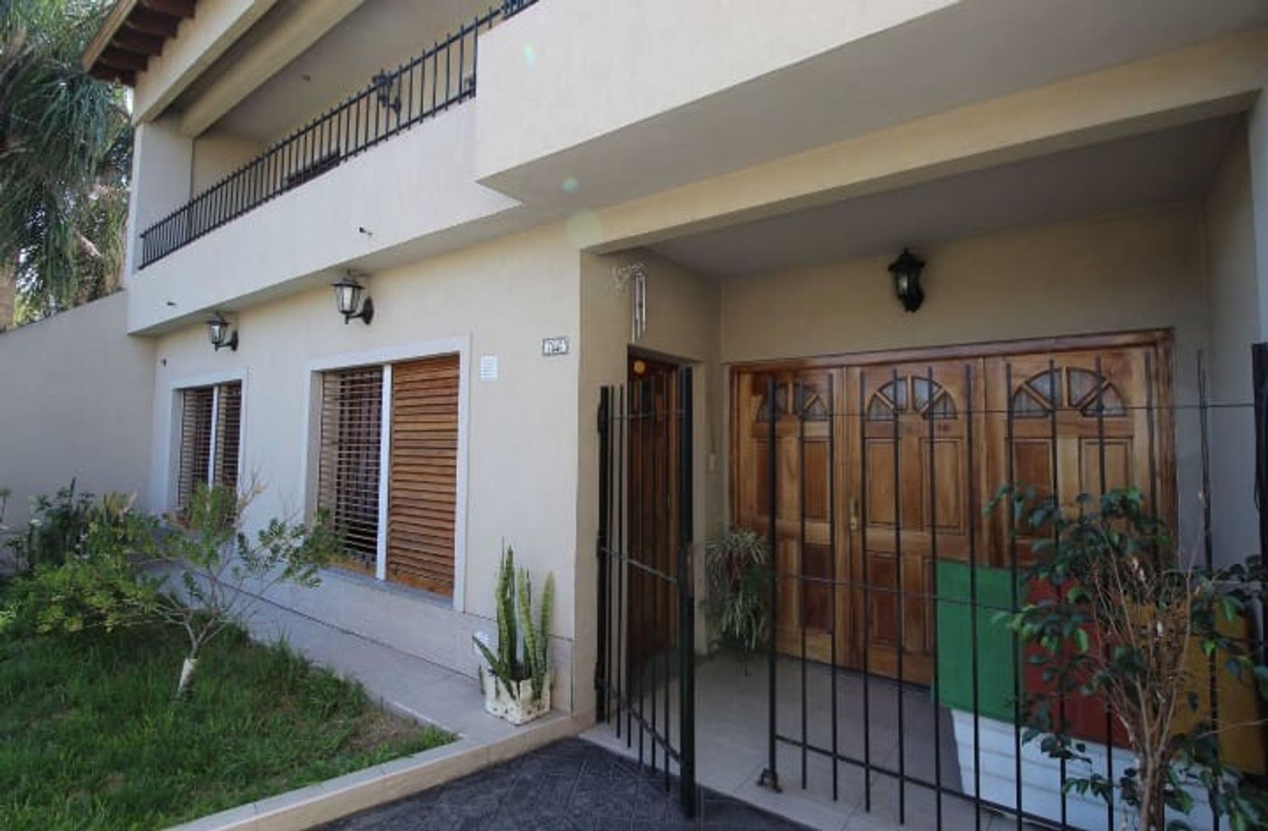 Casa en dos plantas en San Justo — foto 3