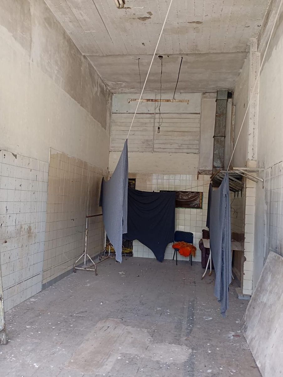2 Locales, todo losa, en Merlo Norte — foto 4