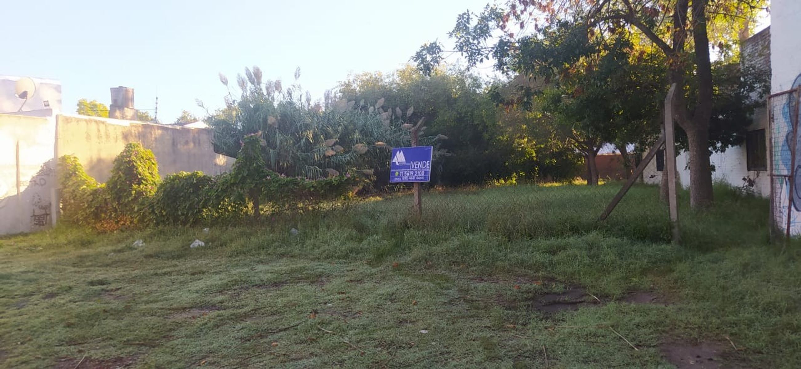 Terreno, de medidas irregulares 817m2. Merlo — foto 2