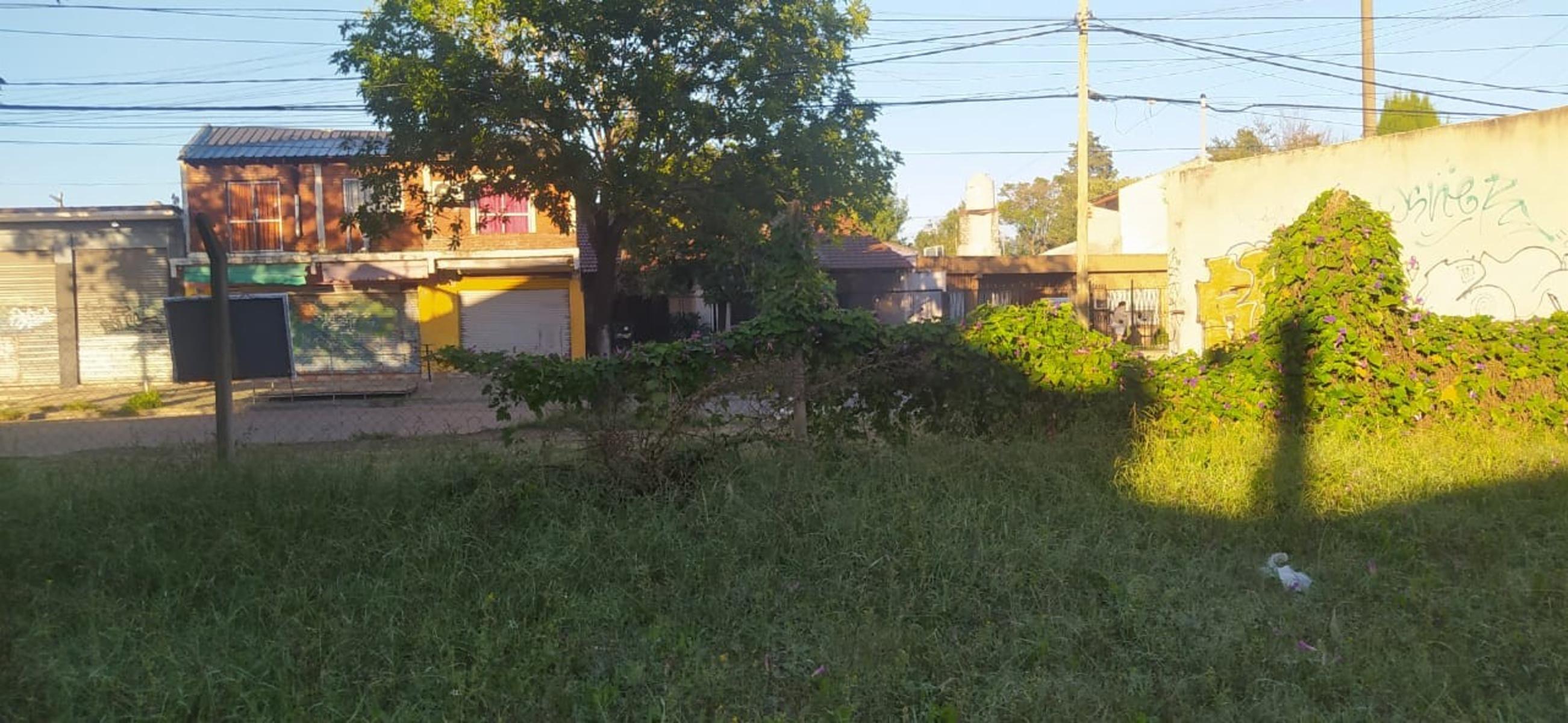 Terreno, de medidas irregulares 817m2. Merlo — foto 5