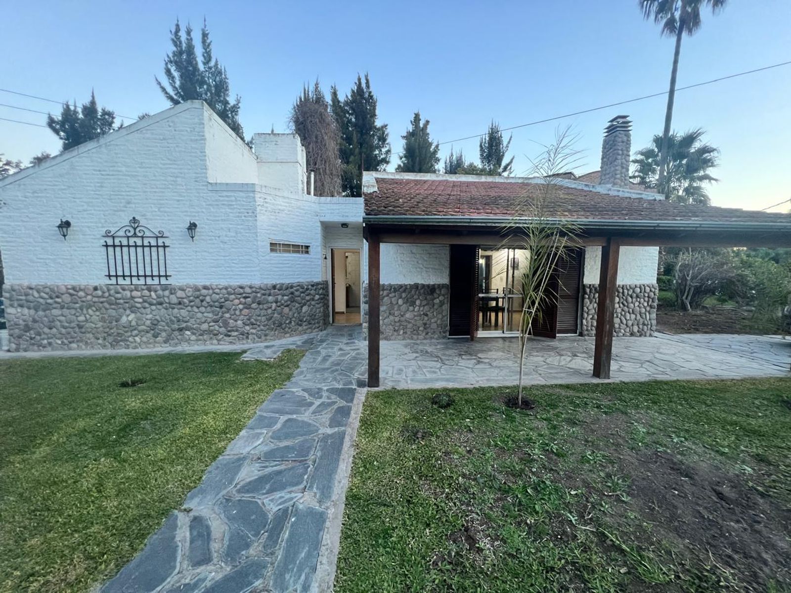 Alquiler de Casa en Country Las Lajas, General Rodríguez - 2