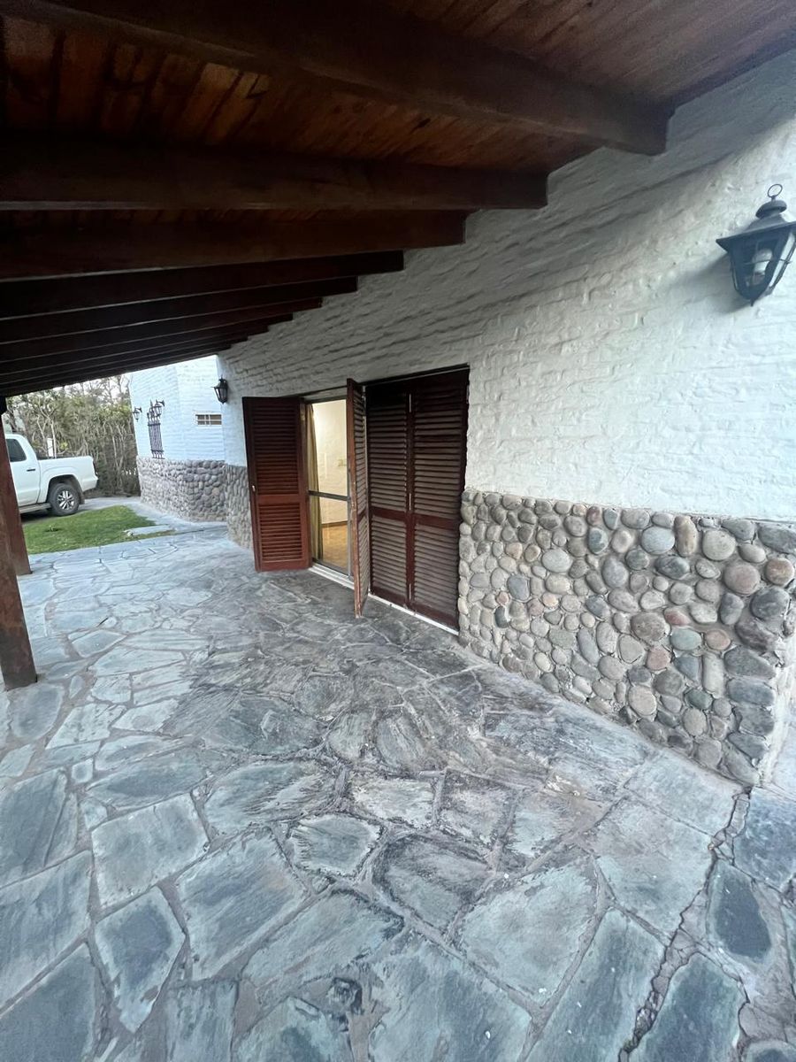 Alquiler de Casa en Country Las Lajas, General Rodríguez - 3