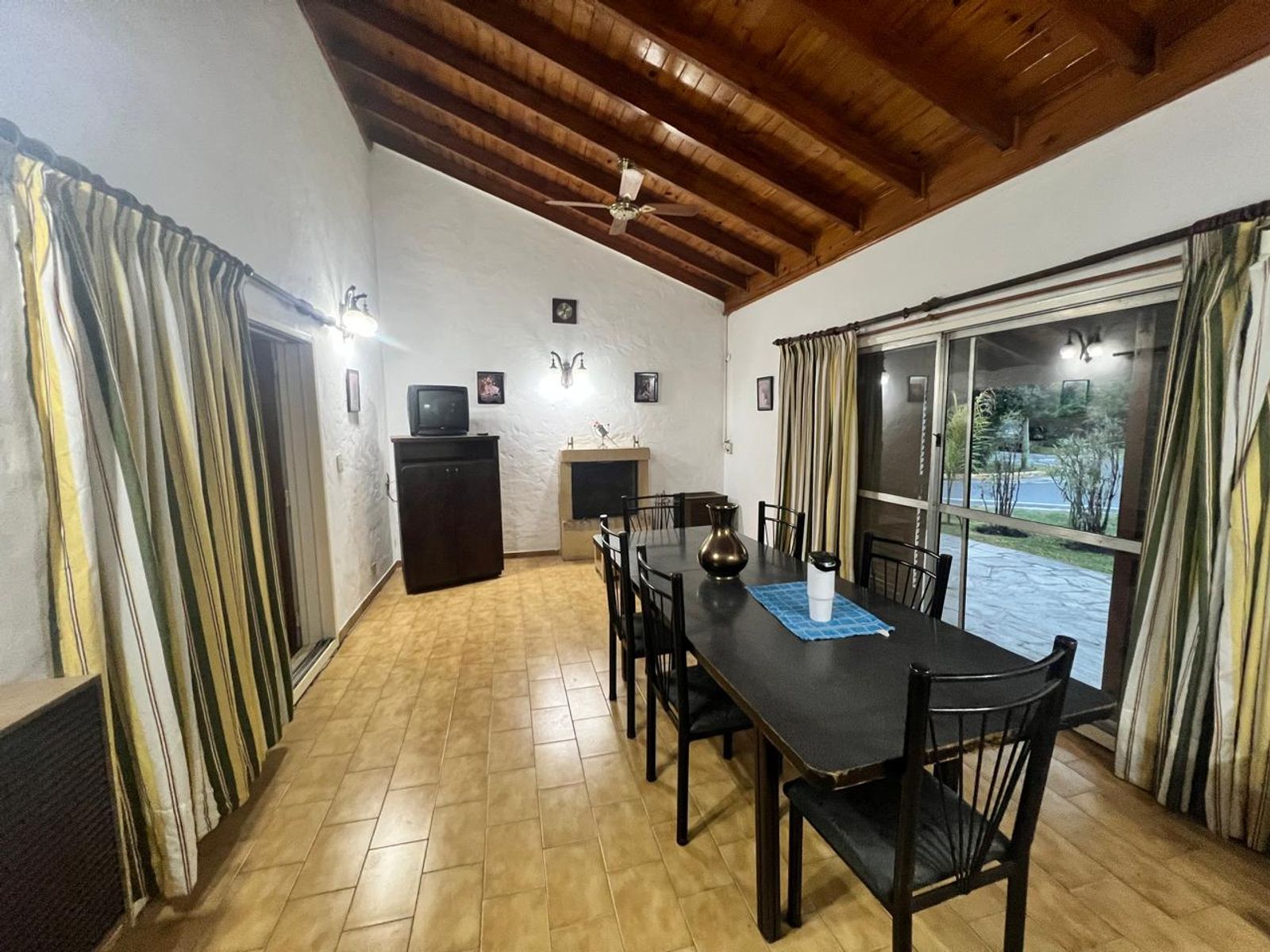Alquiler de Casa en Country Las Lajas, General Rodríguez - 4
