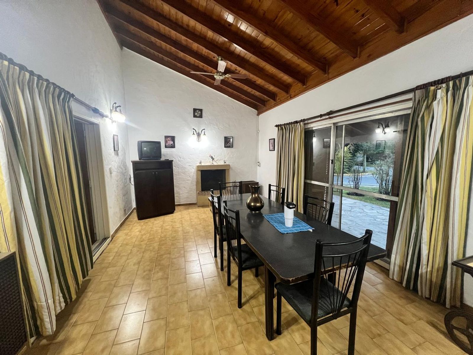 Alquiler de Casa en Country Las Lajas, General Rodríguez - 5