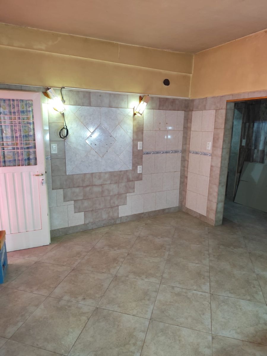 Casa de 3 ambientes en Moron Sur — foto 11