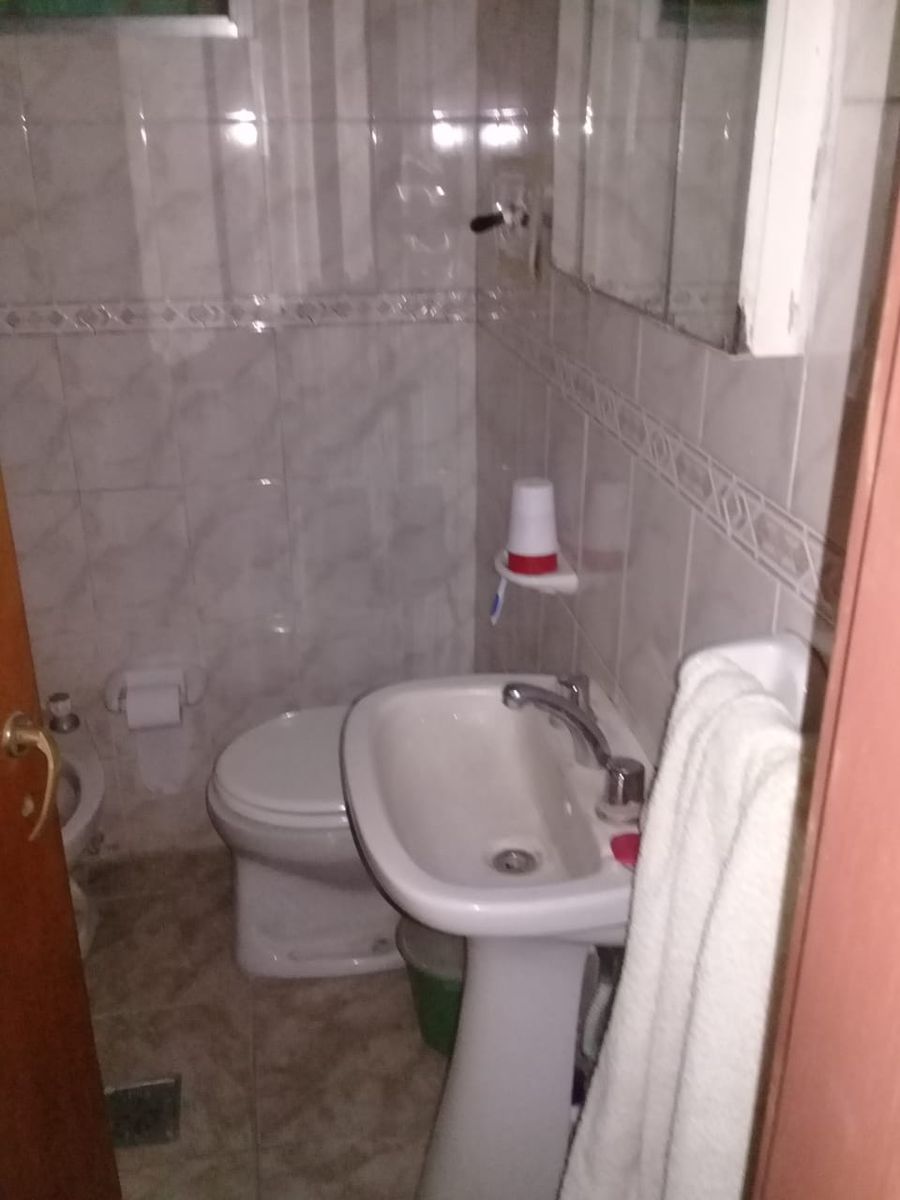 Amplia casa en Parque San Martín, Merlo - 9