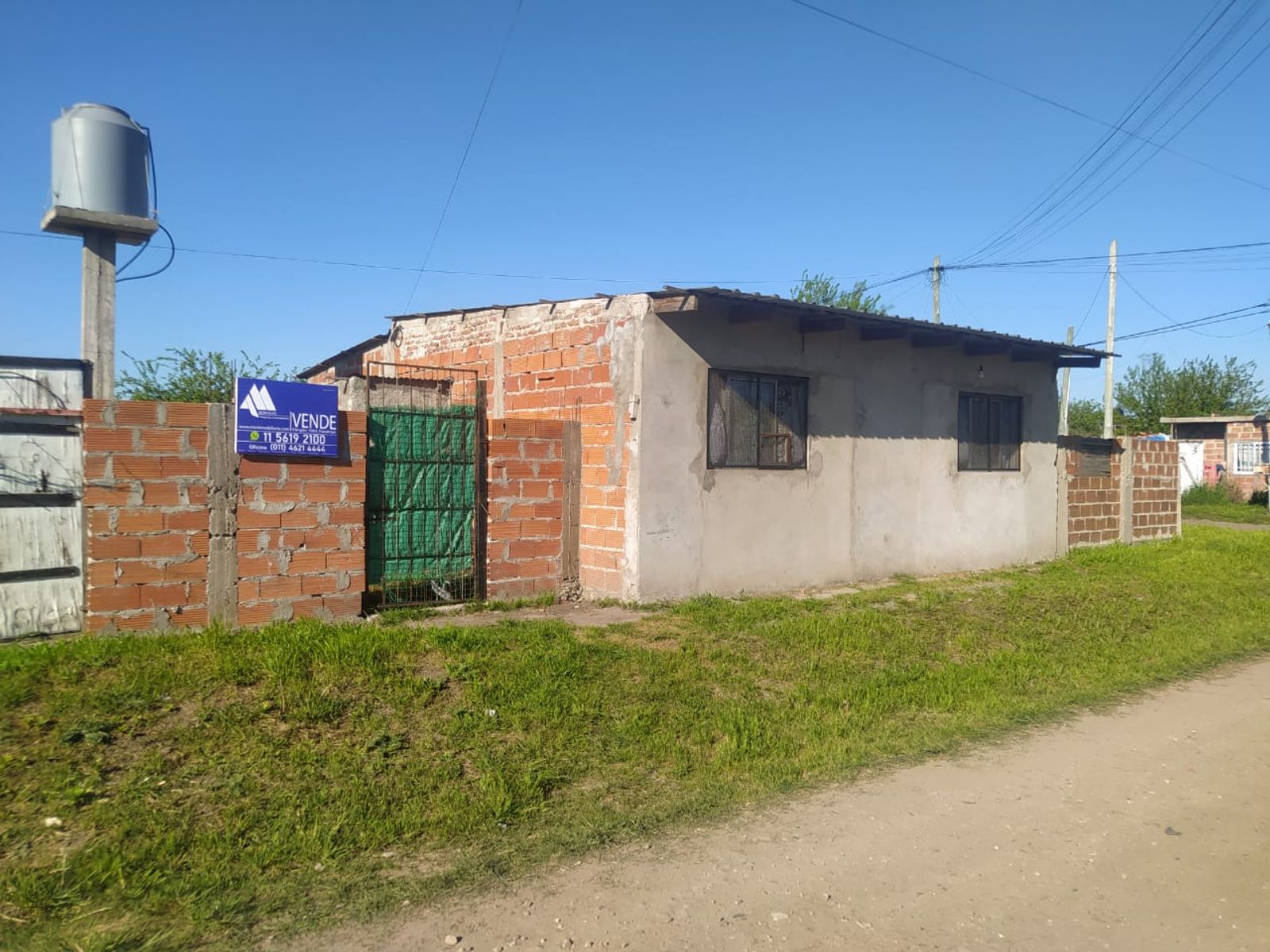 Casa a refaccionar de 3 ambientes, Mariano Acosta - 1