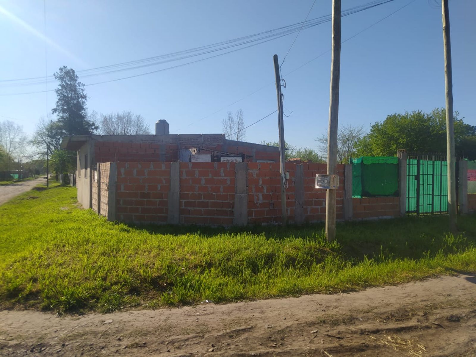 Casa a refaccionar de 3 ambientes, Mariano Acosta - 3