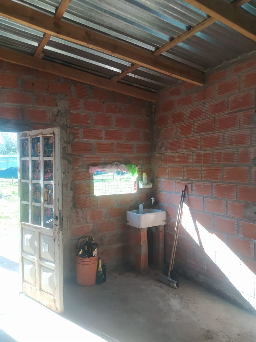 Casa a refaccionar de 3 ambientes, Mariano Acosta - 7